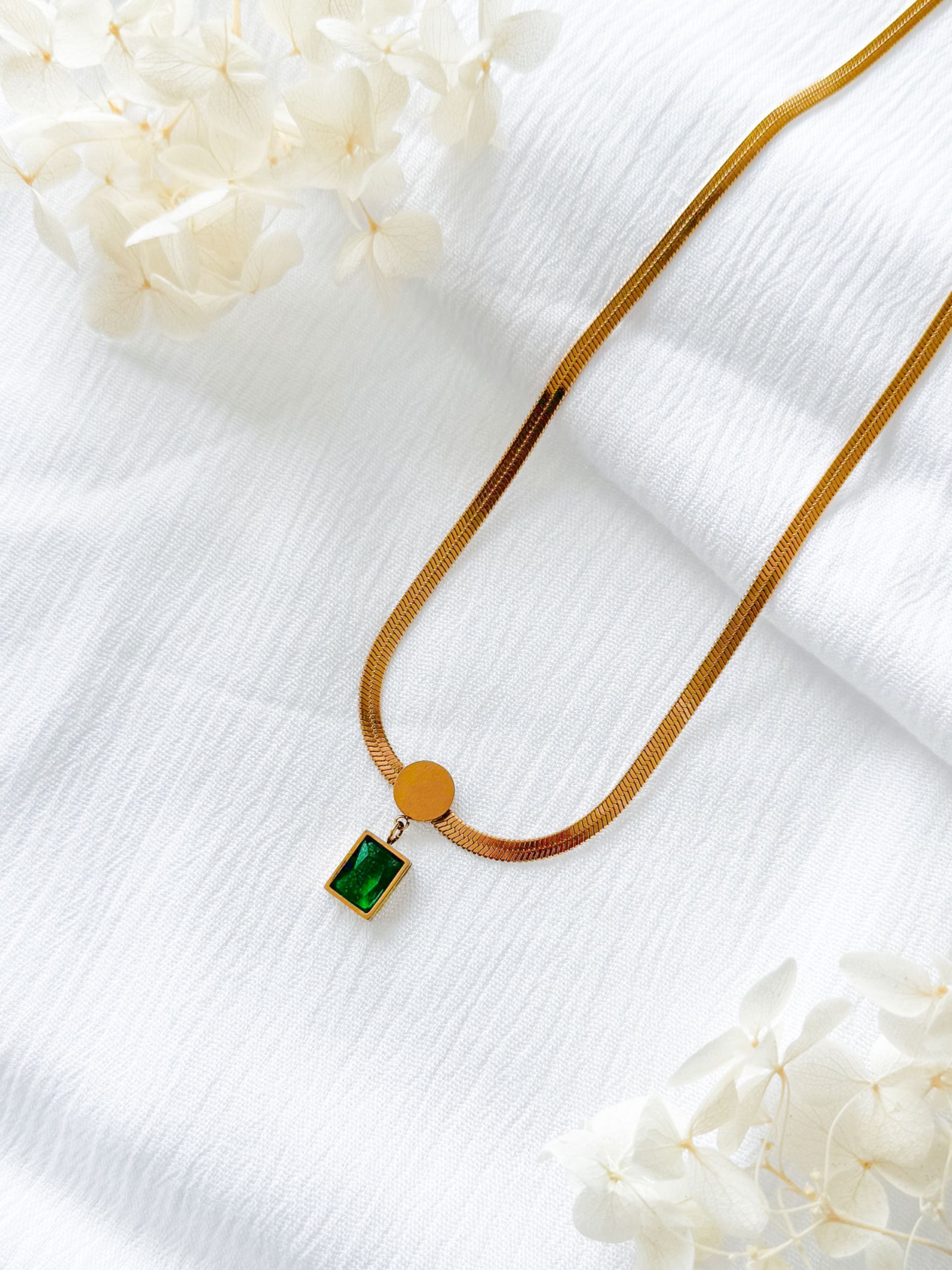 COLLAR ESMERALDA