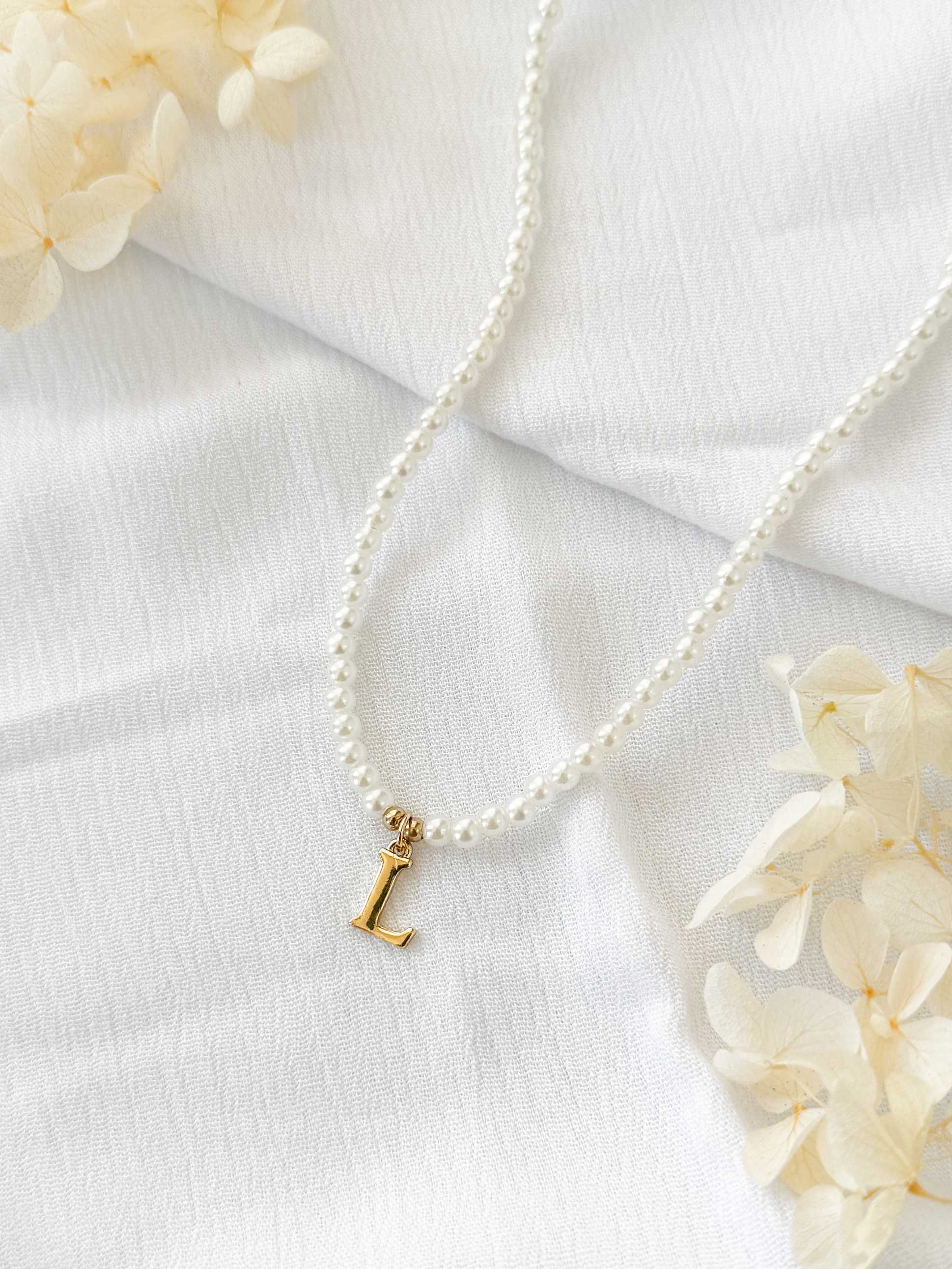 COLLARES INICIAL PERLA